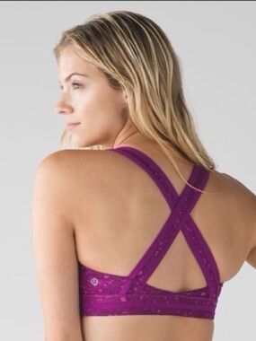 Lululemon Rack Pack Bra
Paradise Geo Regal Plum Multi / Regal Plum /Size 6